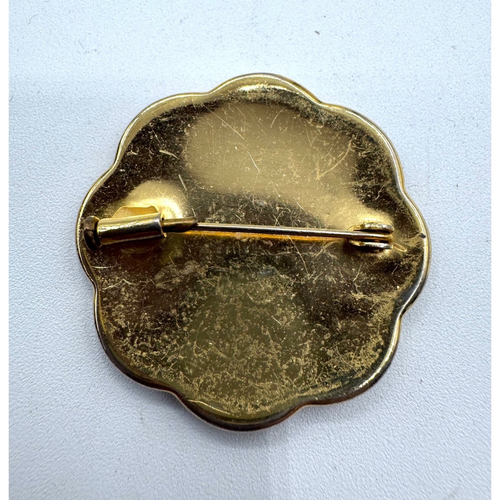 Vintage Spanish Damascene Bird and Floral Brooch Gold Inlay Scalloped Round Pin - Picture 4 of 6